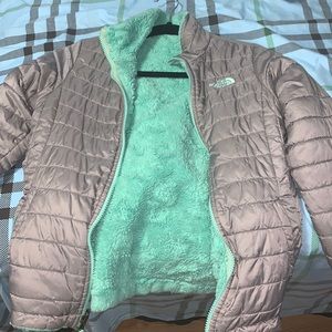 Warm north face jacket, reversible